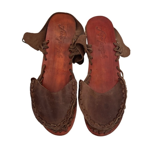 Free People Brown Magnolia Slope Wood Heel Platform Clogs Size 41 Women's - Picture 5 of 10